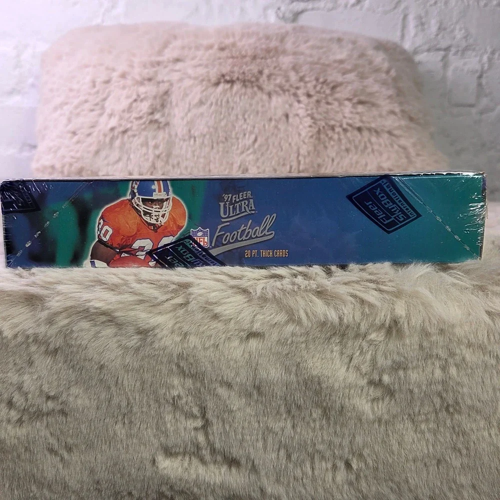 1997 Fleer Ultra Football Hobby Box Factory Sealed 13 Packs 97 Rookies DM1070